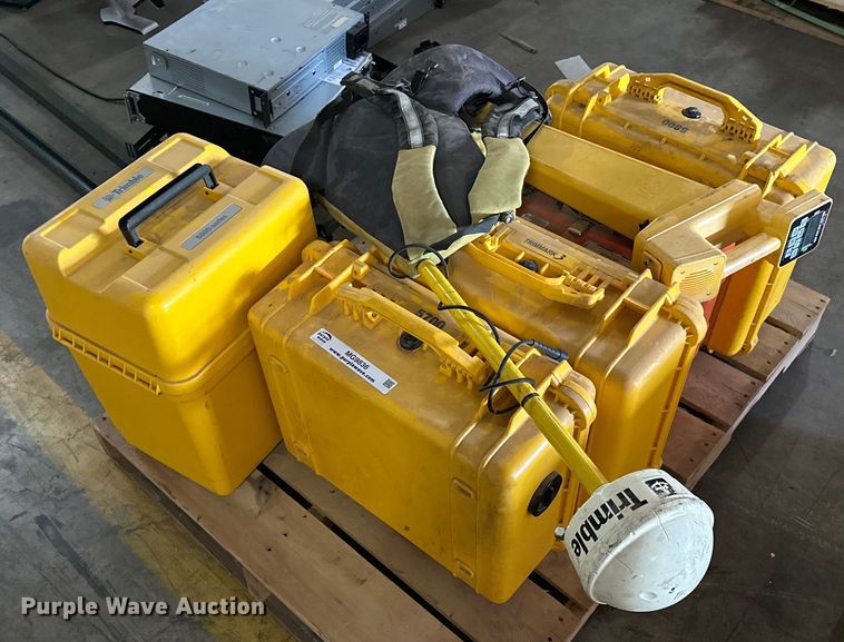 Surveying equipment - MG9836