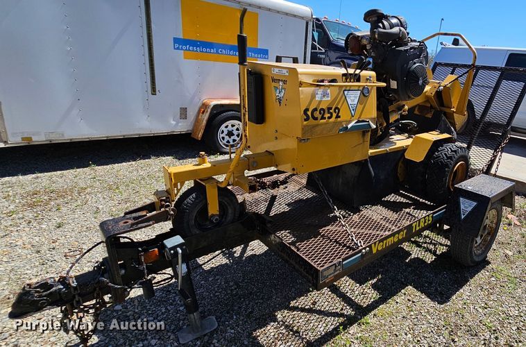 2001 Vermeer SC252  stump grinder - MI9479