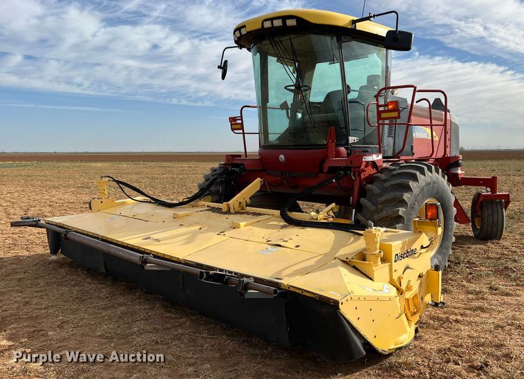 2008 New Holland H8080  swather / windrower - DR5562