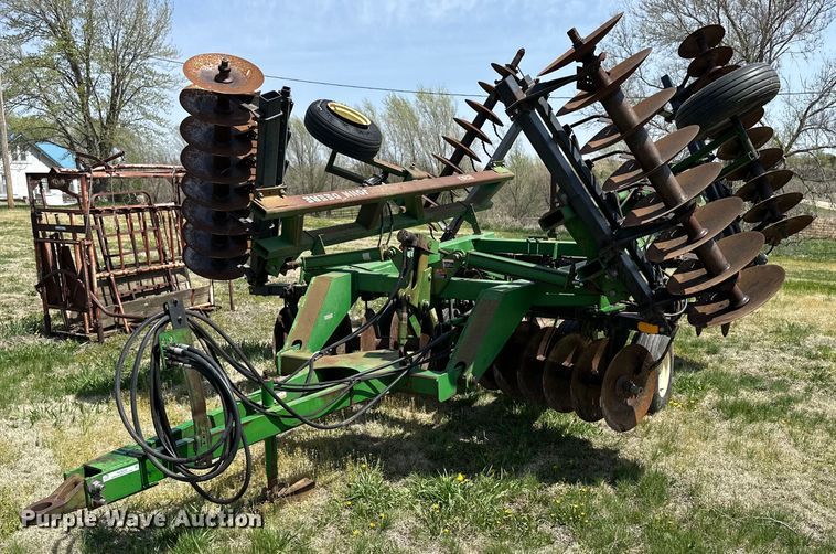 John Deere 630  tandem disk - KL9254