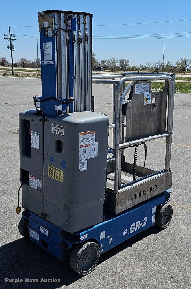 2016 Genie GR-20  vertical lift - LE9352