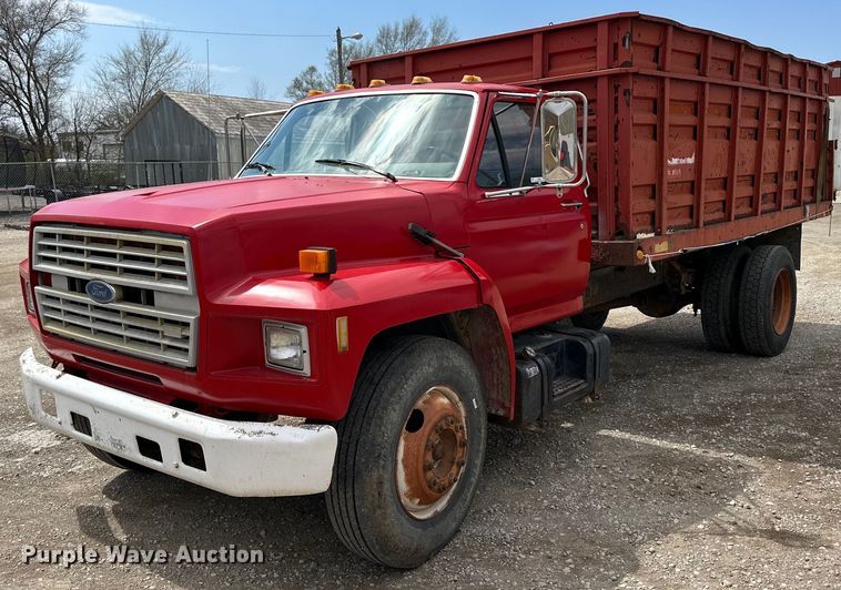 1991 Ford F700  grain truck - LN9404