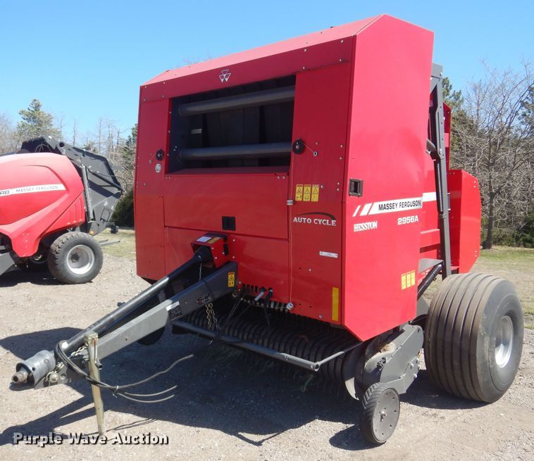 Massey  Ferguson 2956A  round Baler - LT9666