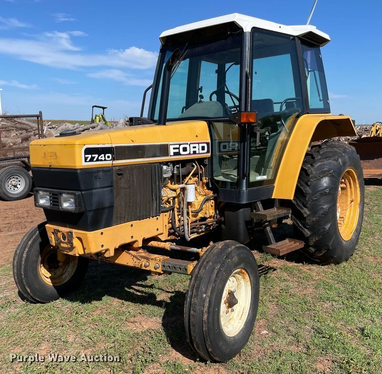 1994 Ford 7740  tractor - MM9488