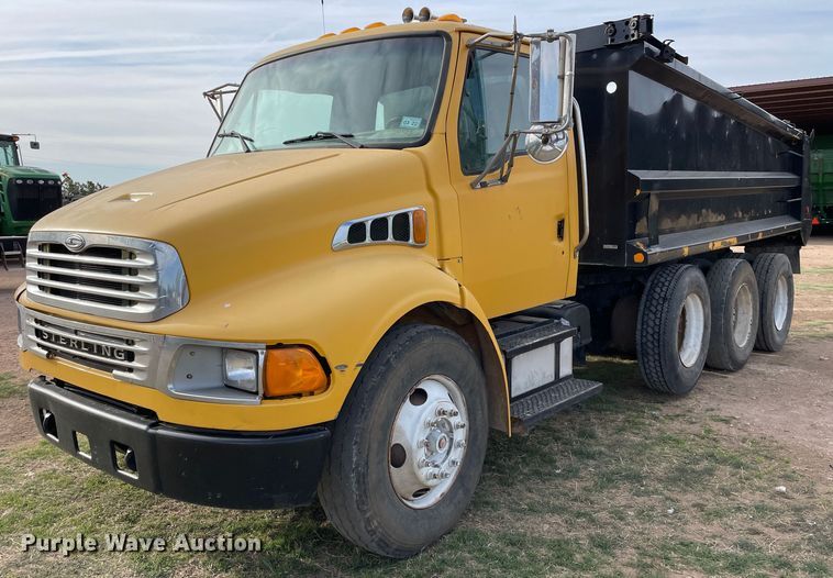 2005 Sterling Acterra  dump truck - DN4586