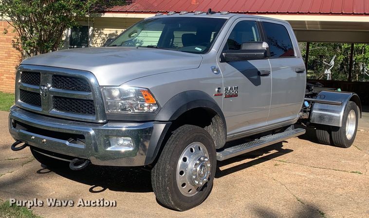 2018 Dodge Ram 5500  truck cab and chassis - LH9569
