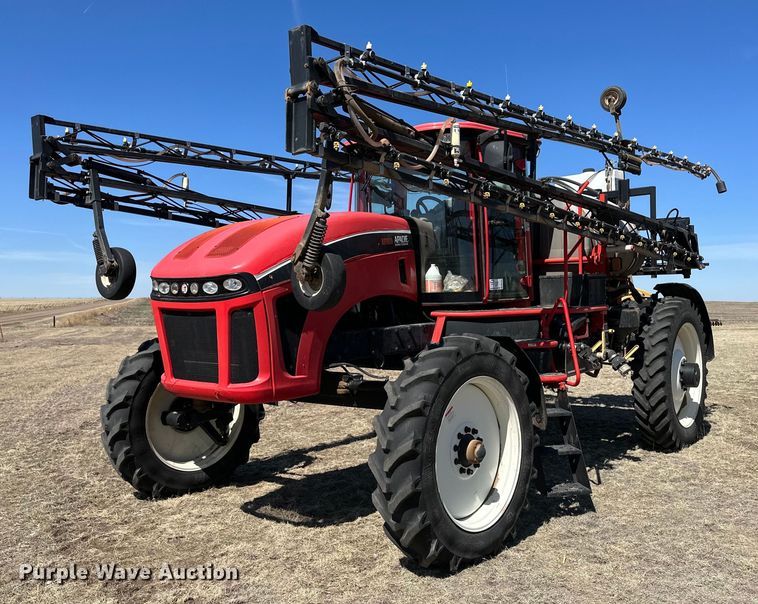 2011 Apache AS1020  sprayer - DM2563