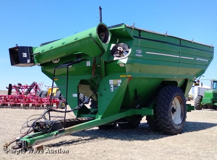 J&M 1325-22D  grain cart - DN6369