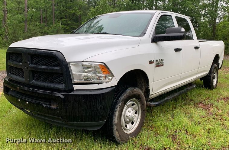 2015 Dodge Ram 2500HD  Crew Cab pickup truck - DP8623