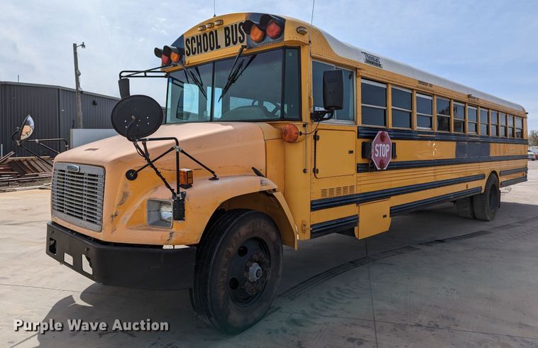 2004 Freightliner FS65  school bus - DR6928