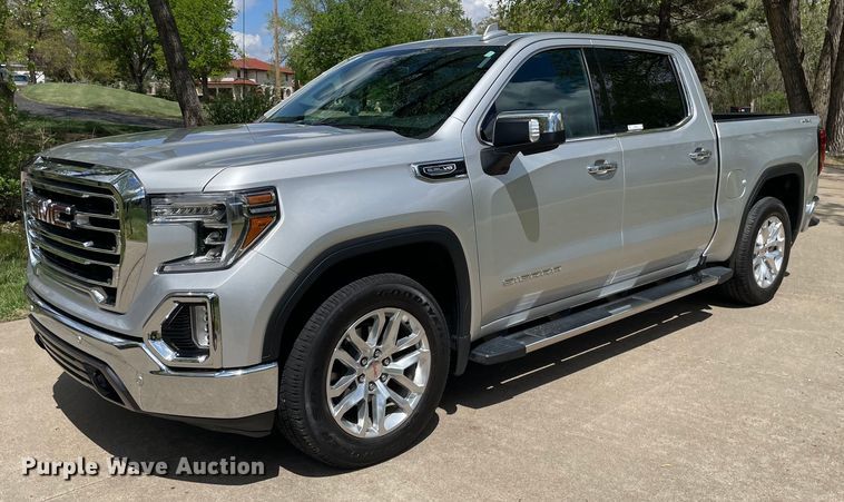 2019 GMC Sierra 1500  Crew Cab pickup truck - MS9652