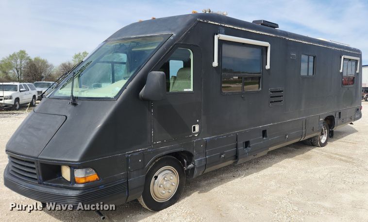 1995 Oshkosh XC/RV  RV - MW9654