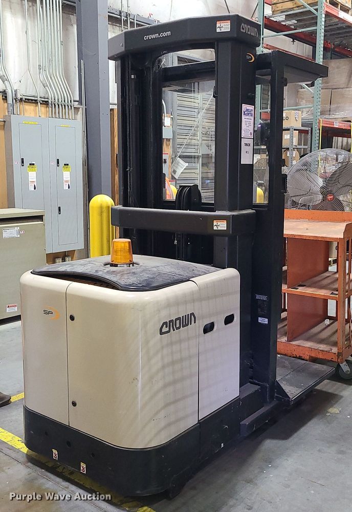 Crown SP3505-30  order picker - MX9682