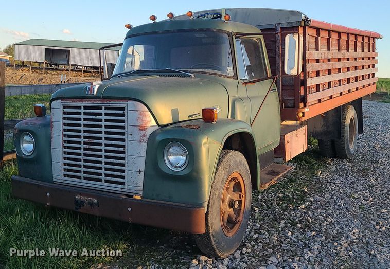 1968 International Grain Truck