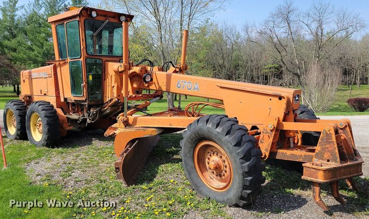 1983 John Deere 670A  motor grader - DK5232