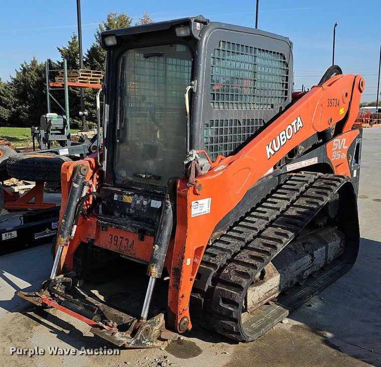 2018 Kubota SVL95-2S  tracked skid steer loader - DO4365