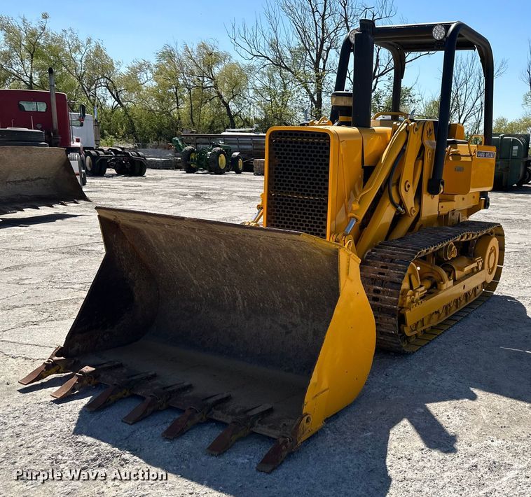 1975 John Deere 555A  track loader - DO4925