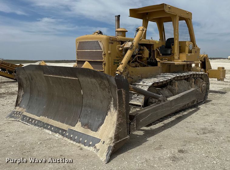 1975 Caterpillar D8K  dozer - KL9252