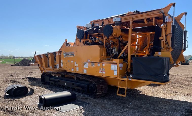 2017 Bandit Industries 3680TK The Beast  horizontal grinder - MS9569
