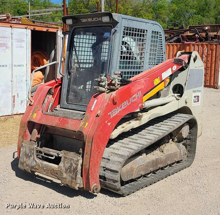 2015 Takeuchi TL12  tracked skid steer loader - MX9740