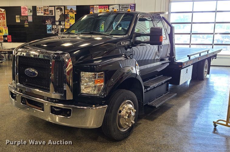 2016 Ford F650  rollback truck - MX9776