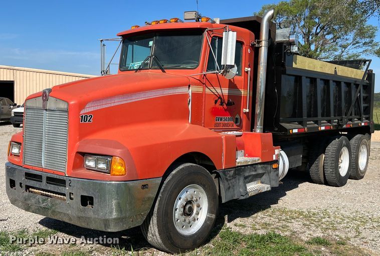 1986 Kenworth T660  dump truck - MY9753