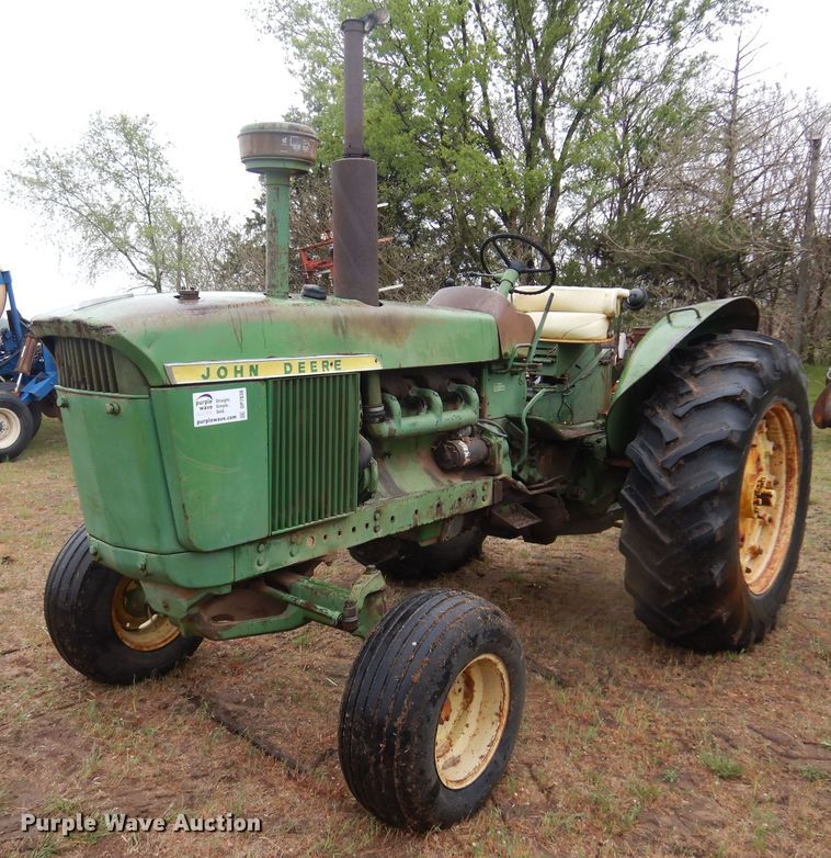 John Deere 4010  tractor - DP7838