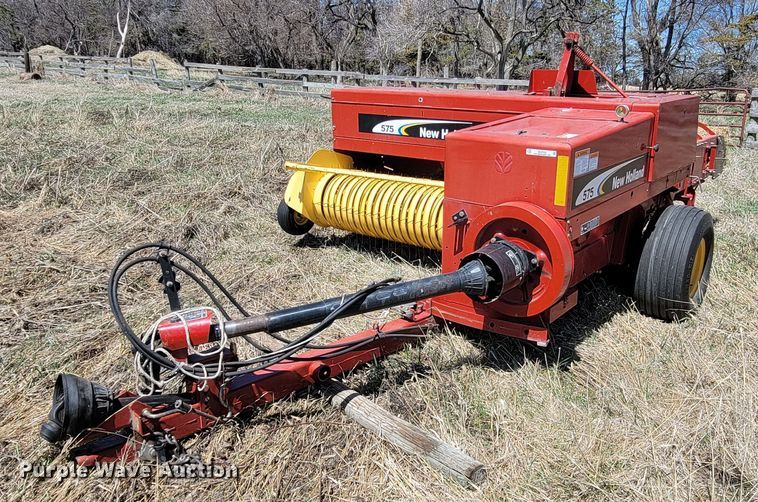 2007 New Holland 575  small square baler - ML9322
