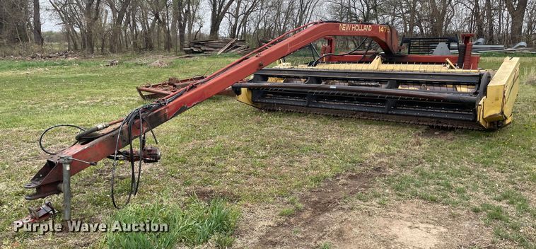 New Holland 1475T  swather / windrower - MS9674