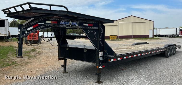 2016 Load Trail  equipment trailer - LI9640