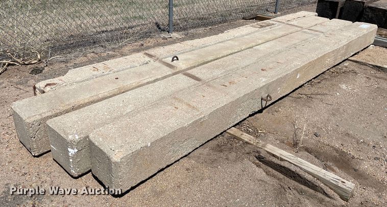 (4) concrete pilings - DK7385