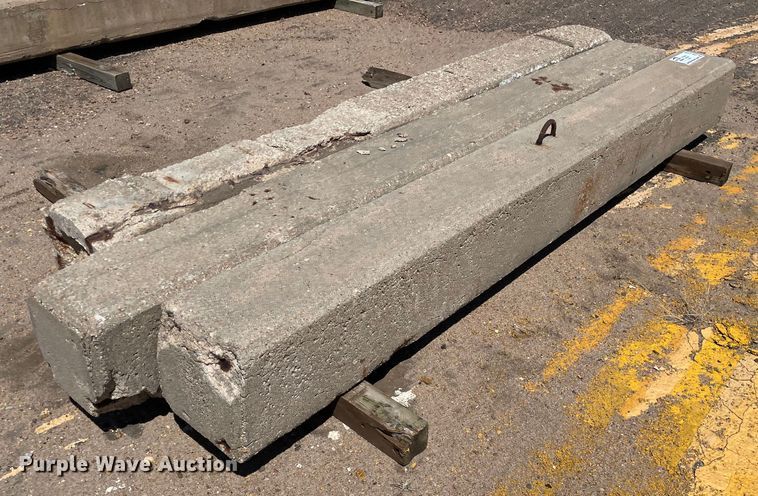 (3) concrete pilings - DK7390