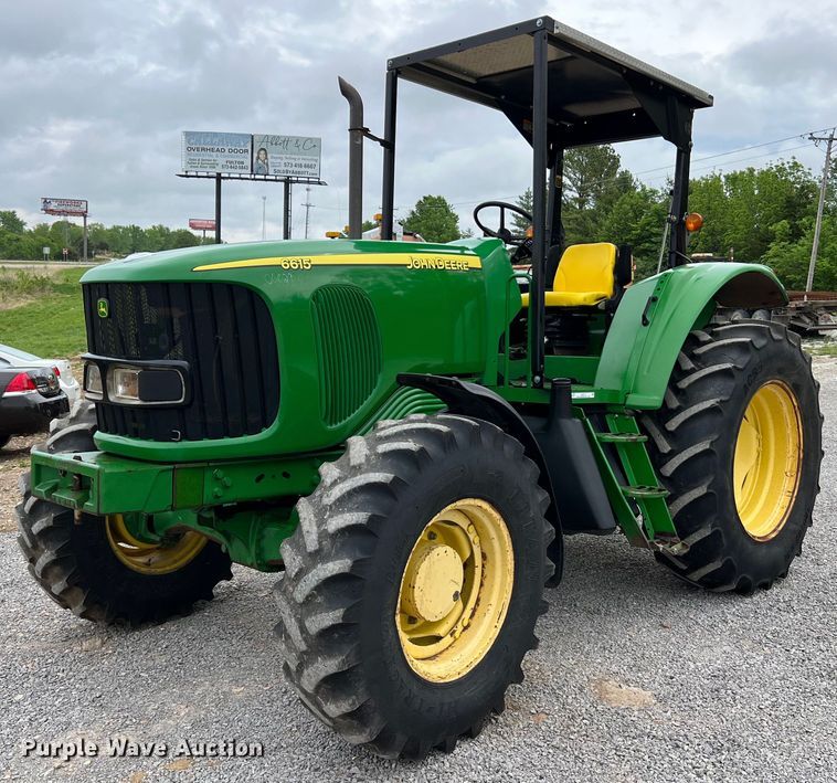 John Deere 6615  MFWD tractor - LI9711