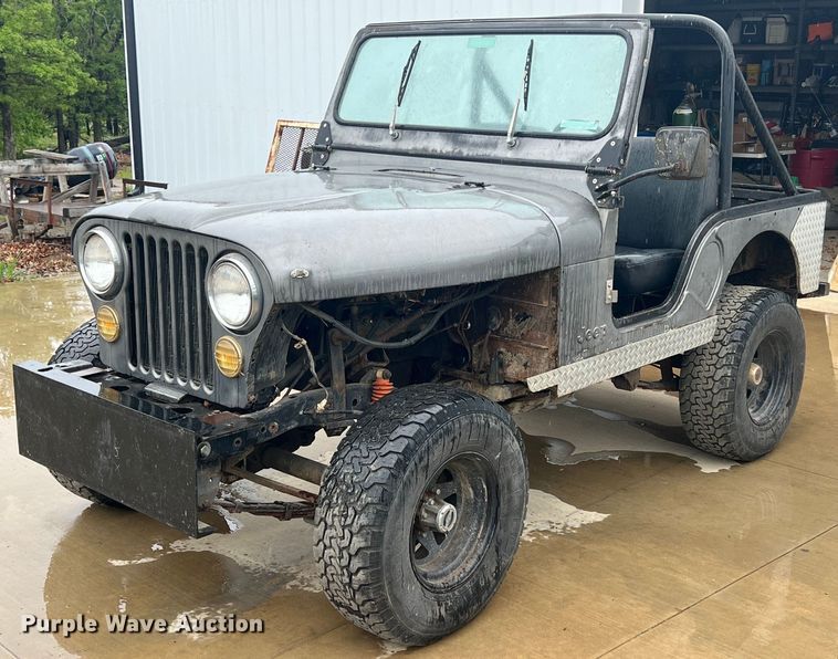 1977 Jeep CJ5 SUV - LG9067