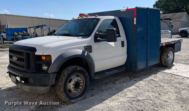 2010 Ford F550 Super Duty XL  flatbed truck - LJ9666