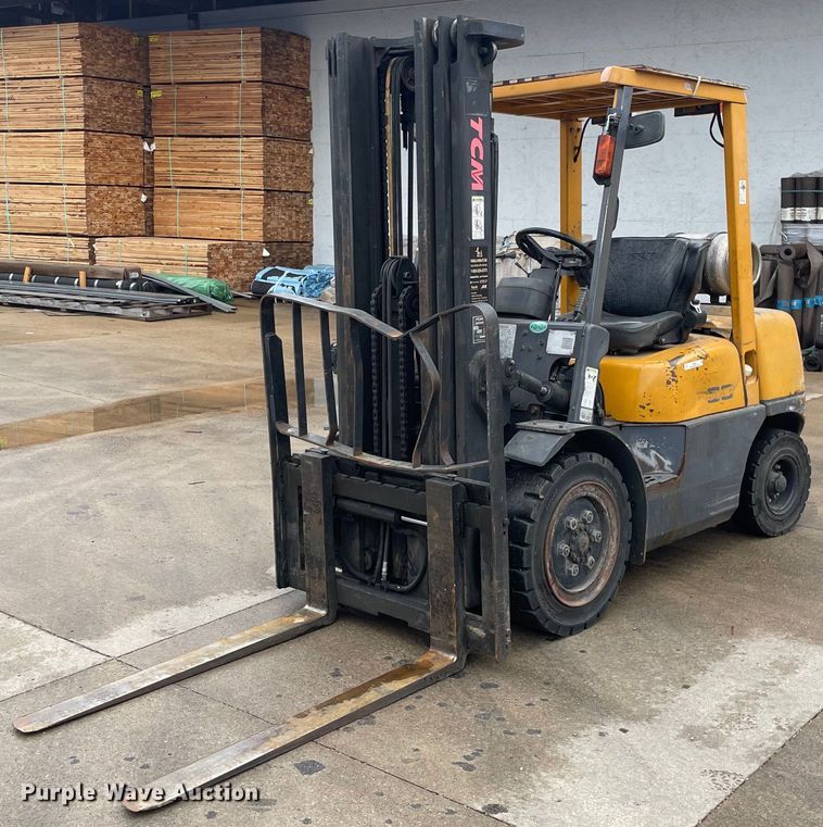 TCM FG30N5T  forklift - LJ9668