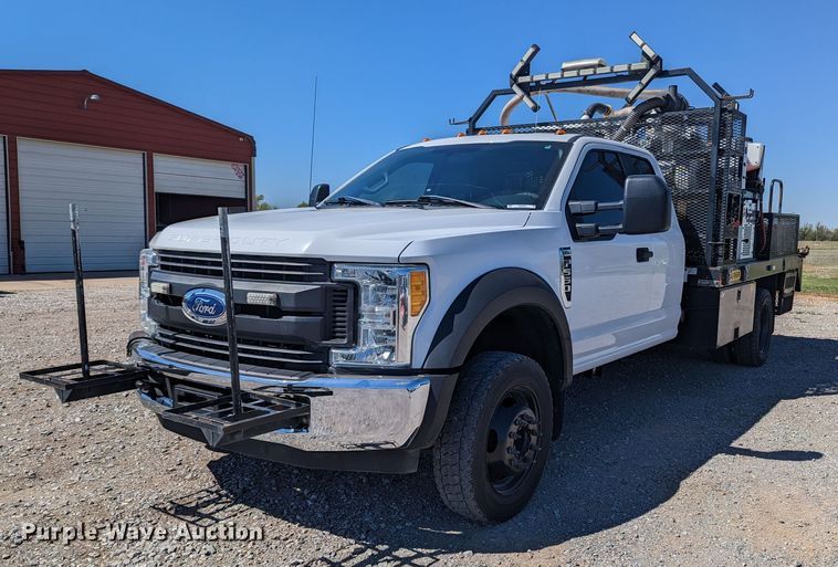 2017 Ford F550 Super Duty  vacuum truck - MN9806