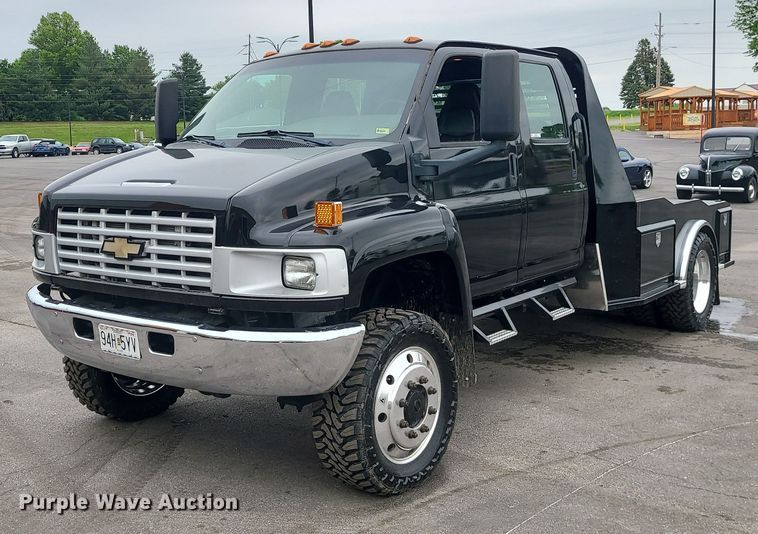 2008 Chevrolet C5500  flatbed truck - MX9778
