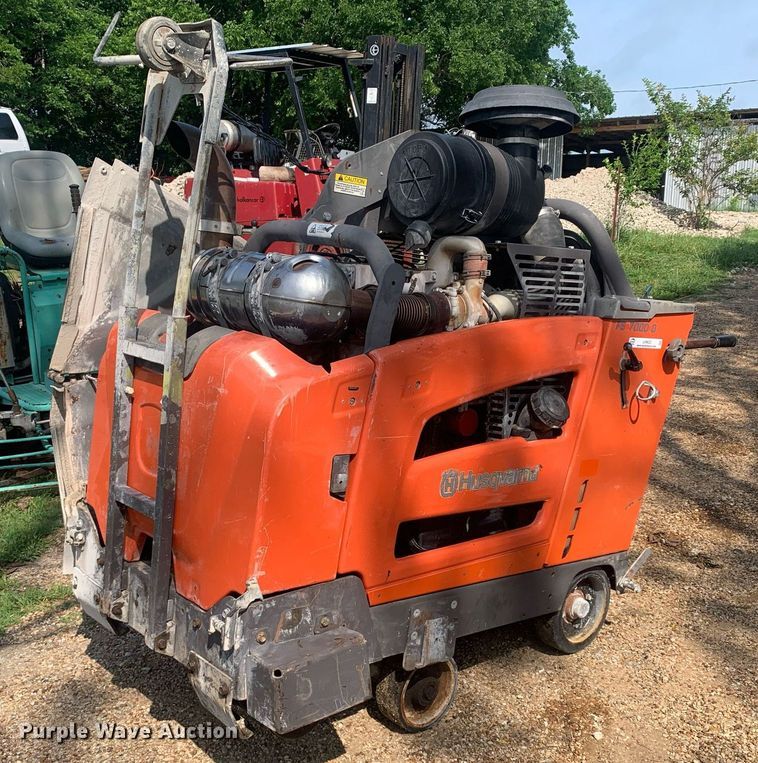 2016 Husqvarna FS7000D  concrete saw - LH9625