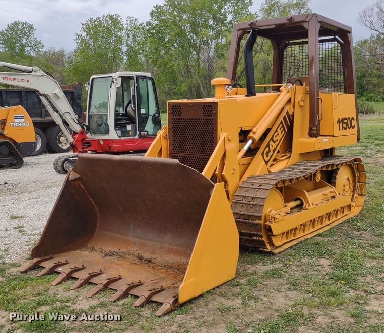 1981 Case 1150C  track loader - LL9119