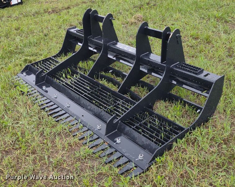 Bradco  78"W skid steer land leveler - LL9131