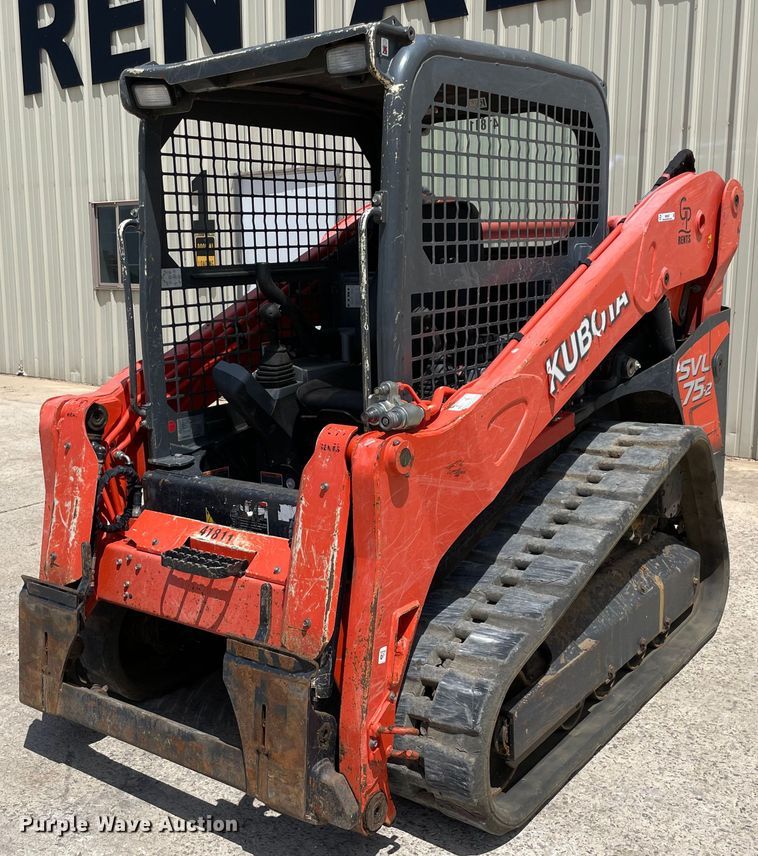 2019 Kubota SVL75-2  tracked skid steer loader - MM9527