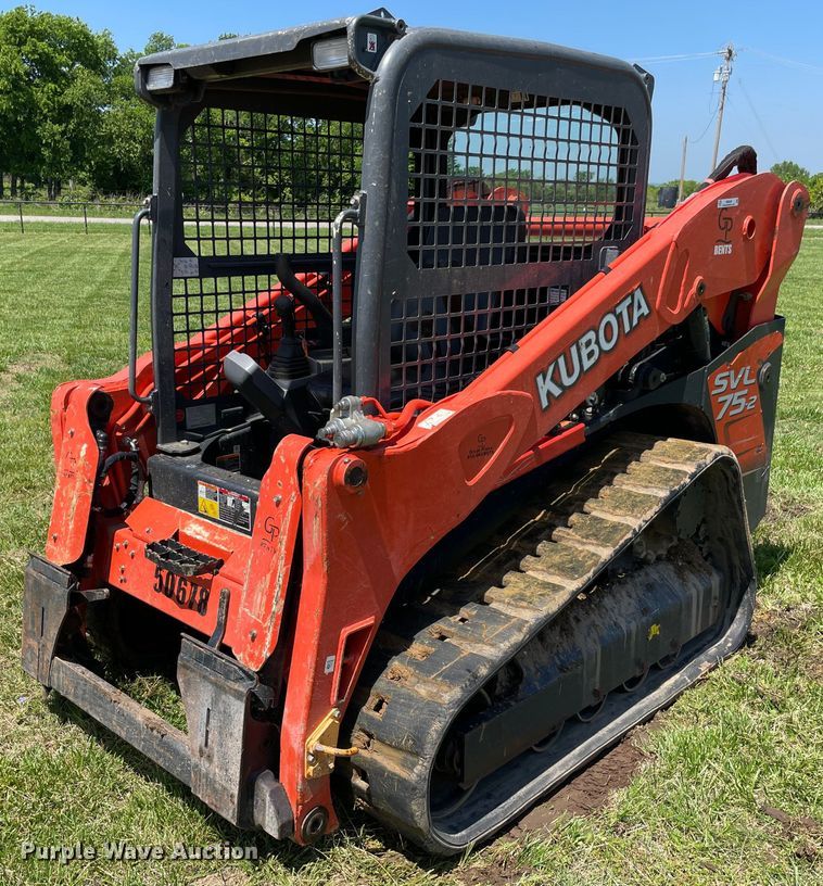2020 Kubota SVL75-2  tracked skid steer loader - MR9045