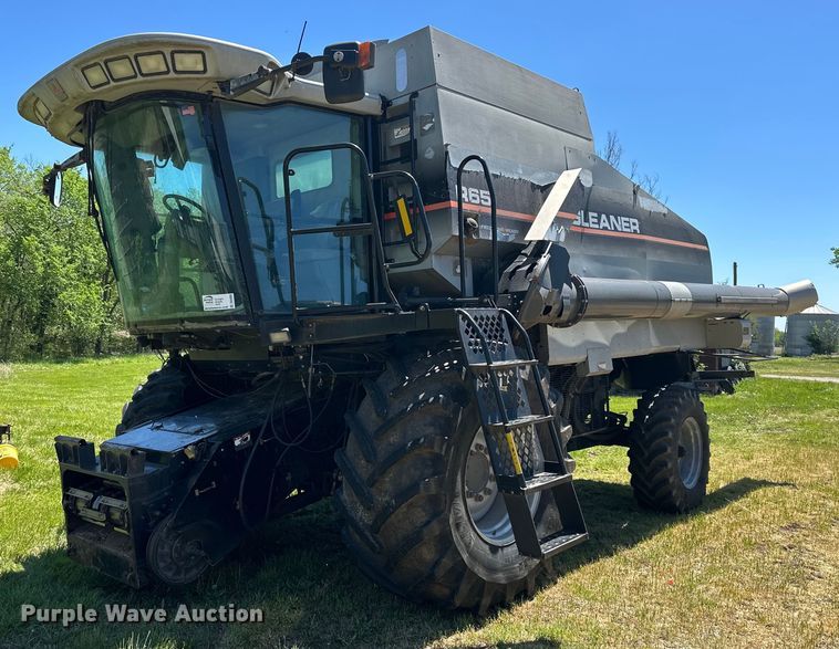 2006 Gleaner R65  combine - DO4938