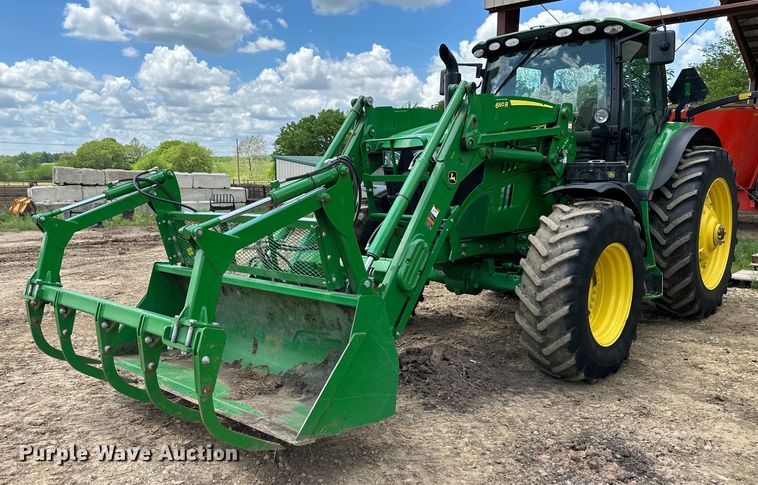2017 John Deere 6175R  MFWD tractor - DO5011