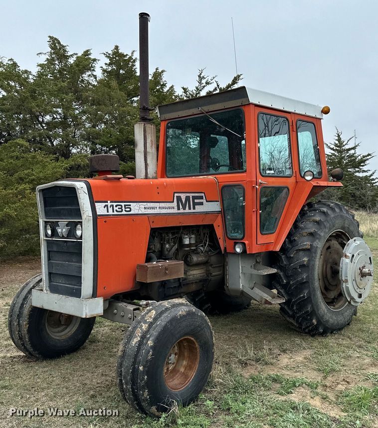 Massey Ferguson 1135  tractor - KL9112