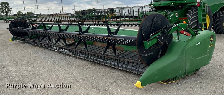 2017 John Deere 635FD HydraFlex  flex draper head - KL9123