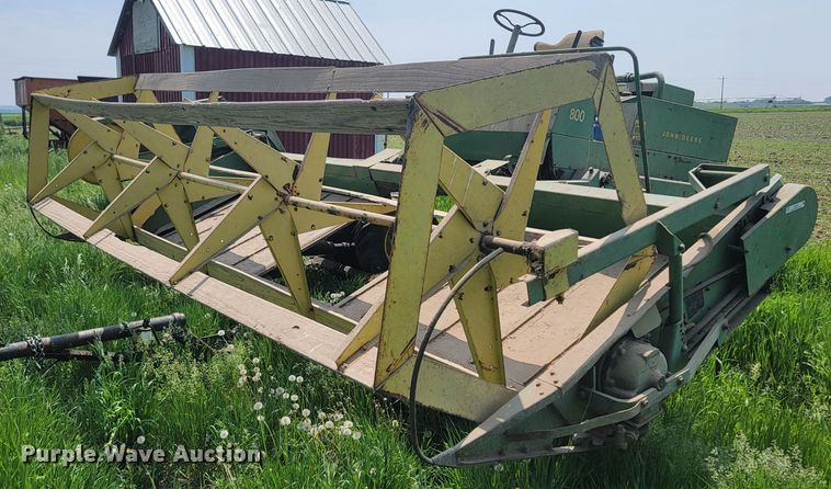 John Deere 800  swather / windrower - ML9411