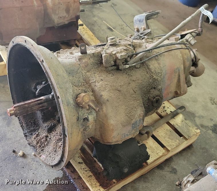 Eaton Fuller  transmission - JO9136