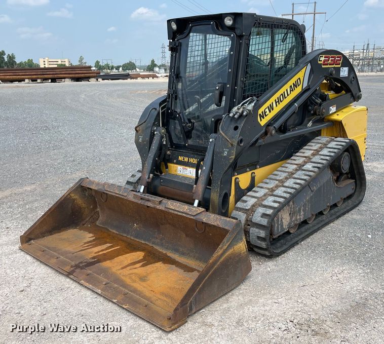 2013 New Holland C232  tracked skid steer loader - DM0268